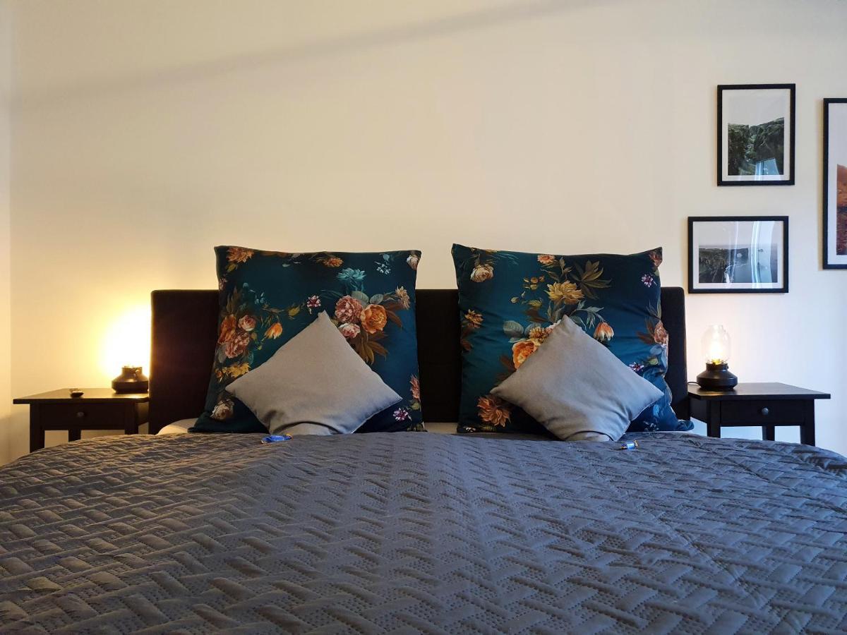 Zentral In Coburg: Exklusive Stadtwohnung - Ideal Fuer Gruppen Extérieur photo